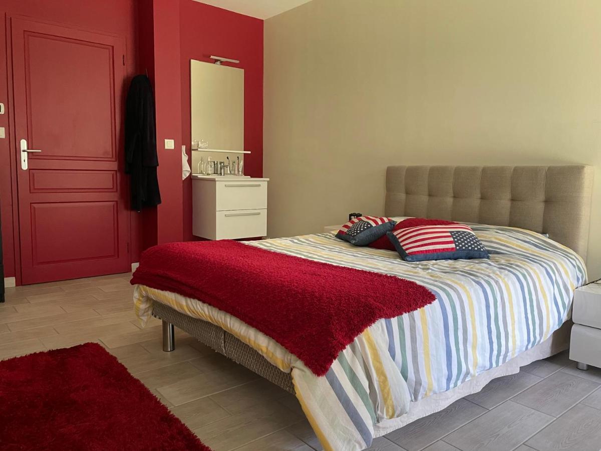 Villa Courtisols Zewnętrze zdjęcie